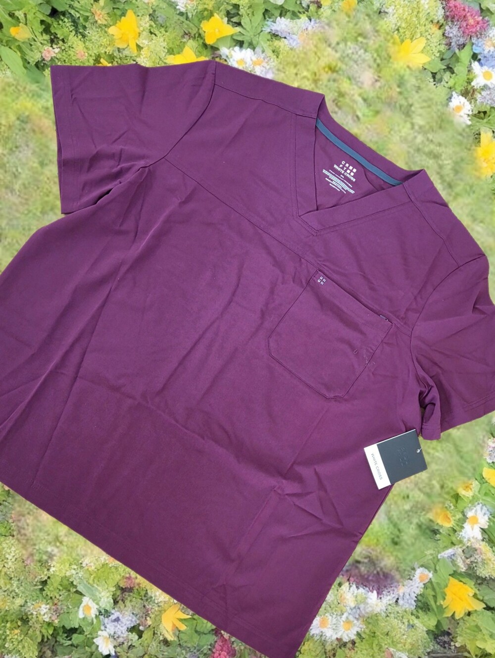 New White cross medical Scrub Men 2X but woman can wear it too